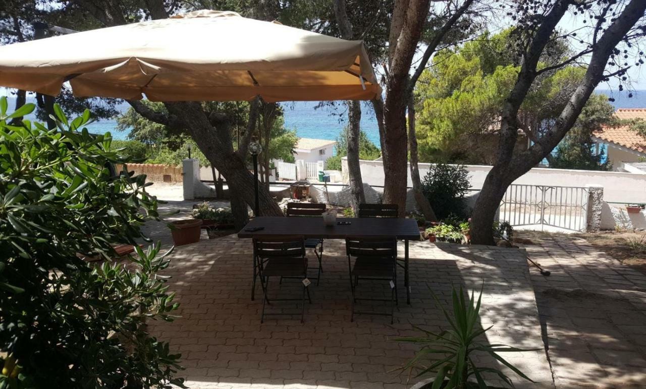 Villa Florida Porto Pino Esterno foto